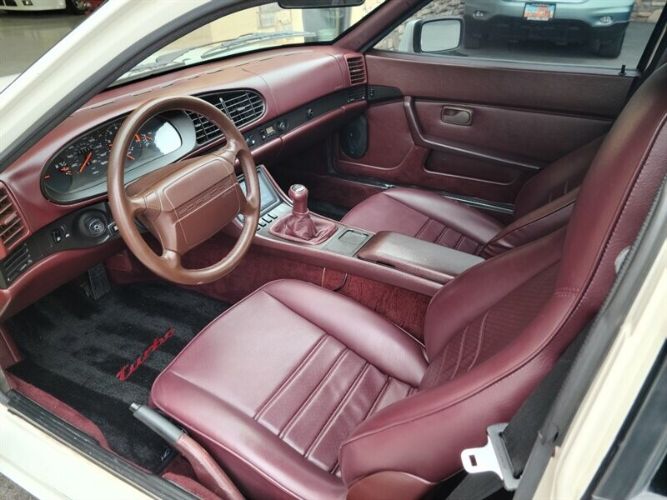 Porsche-944-1987-White-Burgundy-1