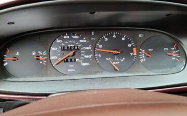 Porsche-944-1987-White-Burgundy-12