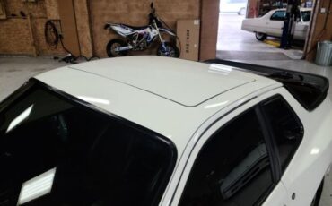 Porsche-944-1987-White-Burgundy-21