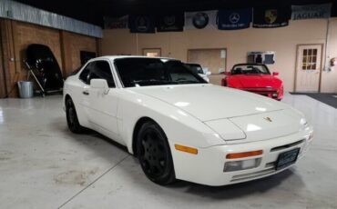 Porsche-944-1987-White-Burgundy-42