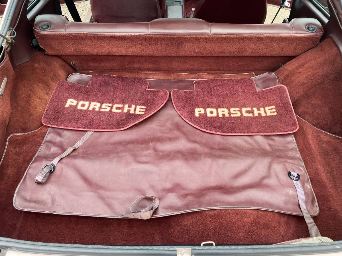 Porsche-944-1987-brown-9