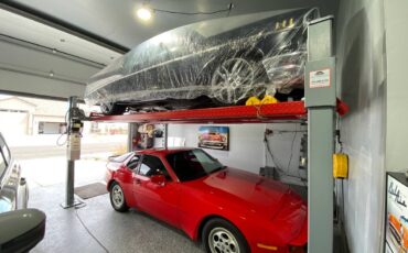 Porsche-944-1988-red-17