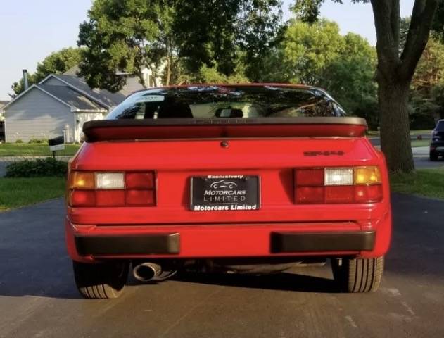 Porsche-944-1988-red-3