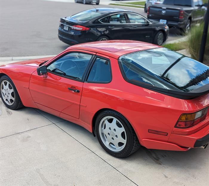 Porsche-944-1989-4