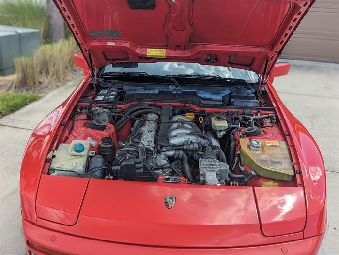 Porsche-944-1989-5