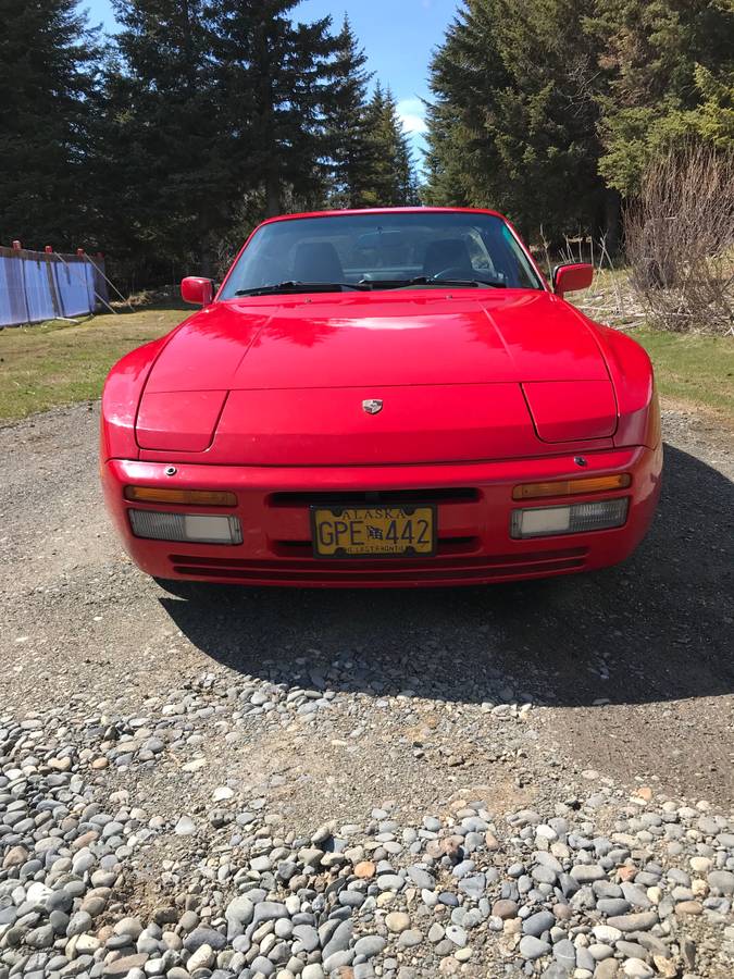 Porsche-944-turbo-1986-1