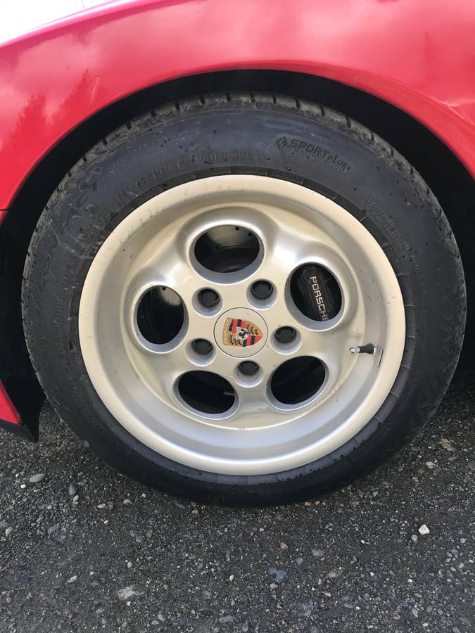 Porsche-944-turbo-1986-11