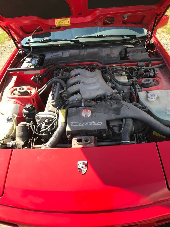 Porsche-944-turbo-1986-12
