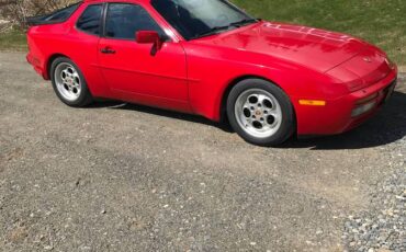 Porsche-944-turbo-1986