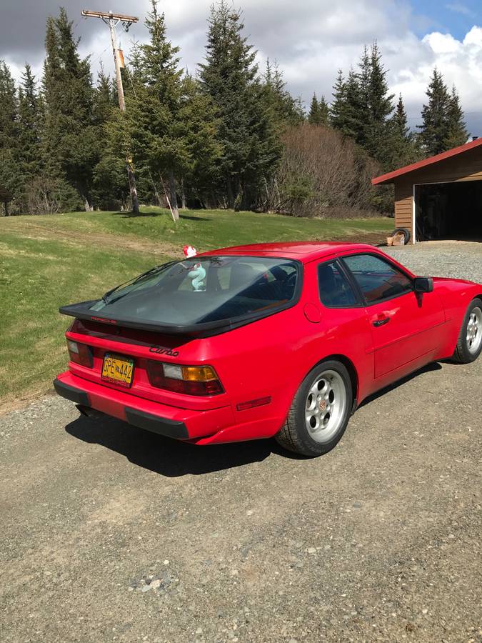 Porsche-944-turbo-1986-2