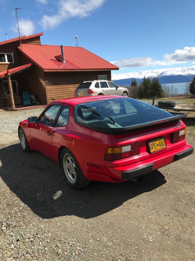 Porsche-944-turbo-1986-6
