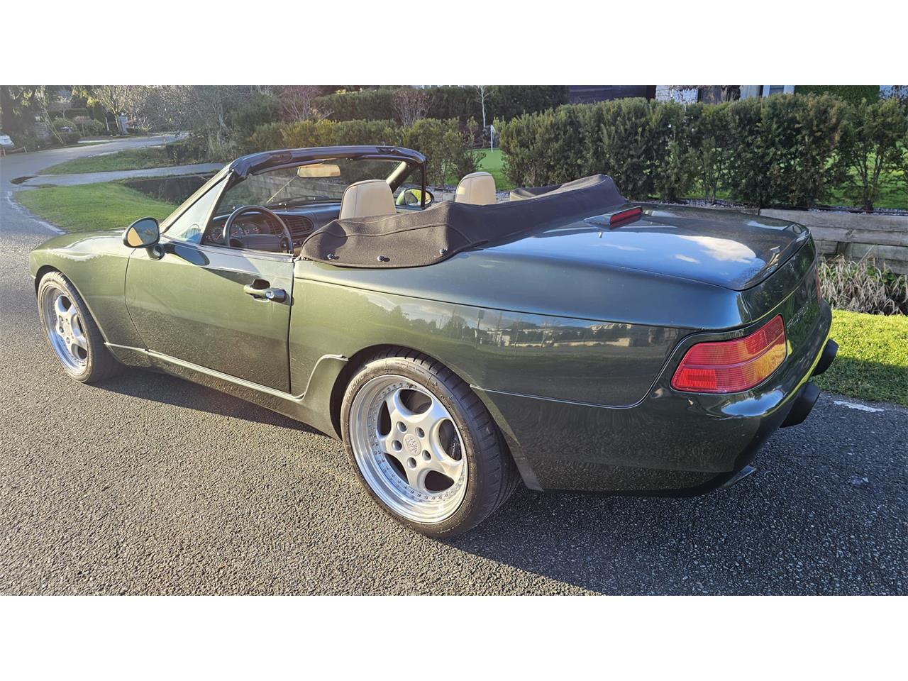 Porsche-968-1992-Dark-Green-Beige-2