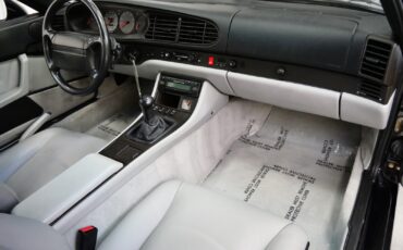 Porsche-968-1995-Coupe-12