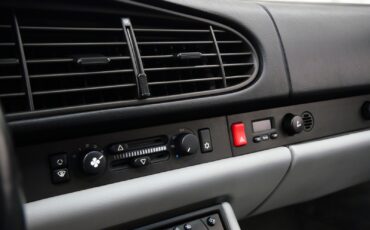 Porsche-968-1995-Coupe-24