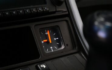 Porsche-968-1995-Coupe-25