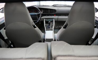 Porsche-968-1995-Coupe-29