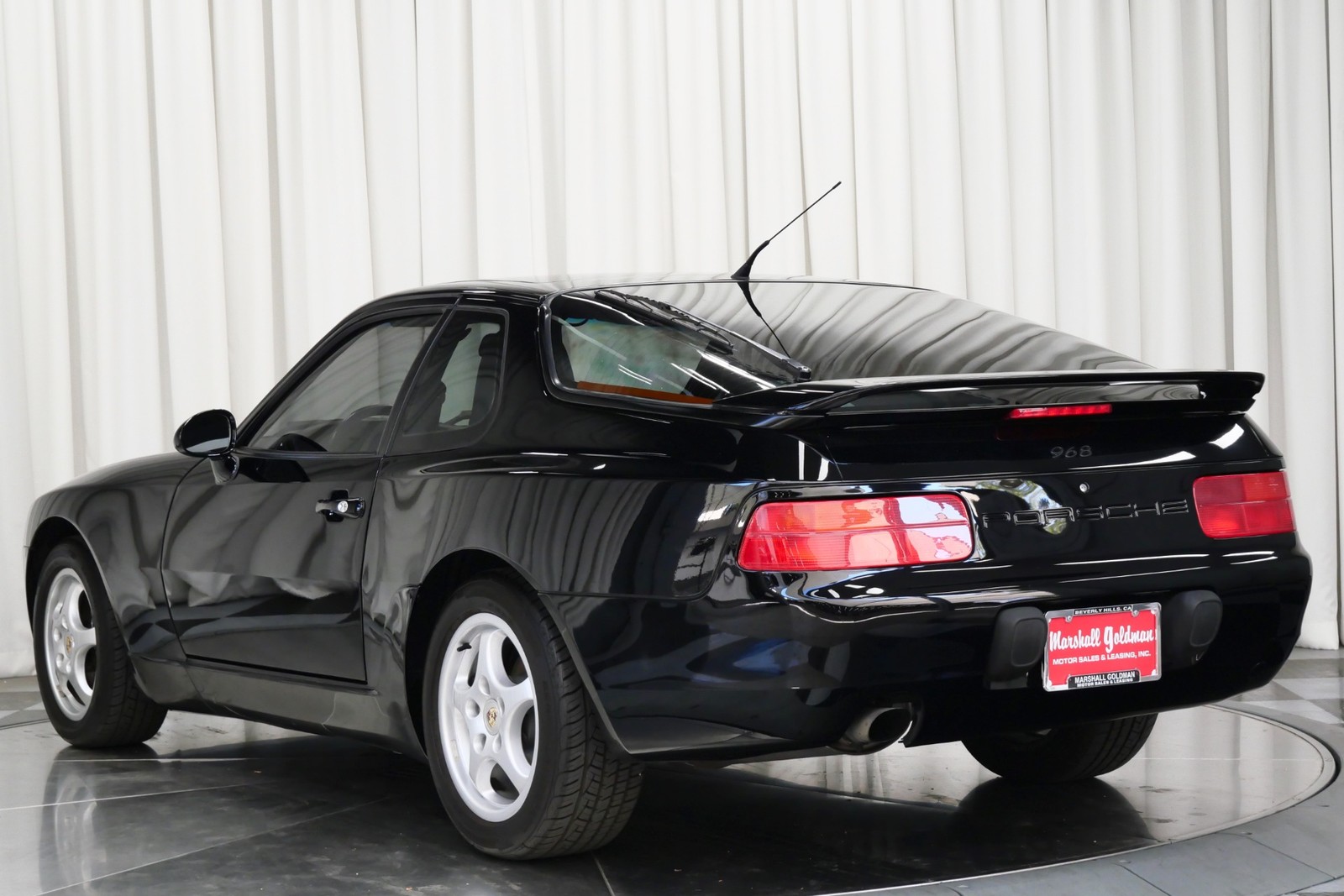 Porsche-968-1995-Coupe-5