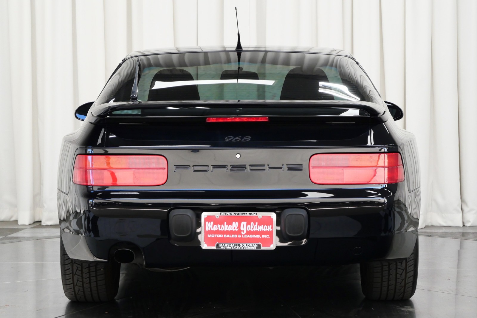 Porsche-968-1995-Coupe-6