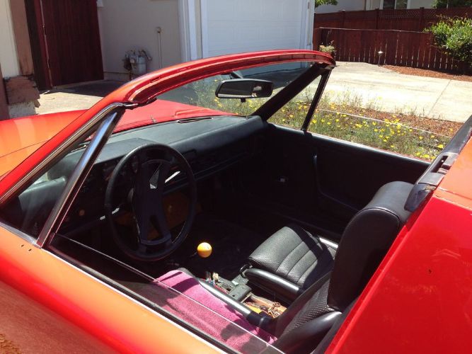 Porsche-Boxster-1976-Red-Black-1