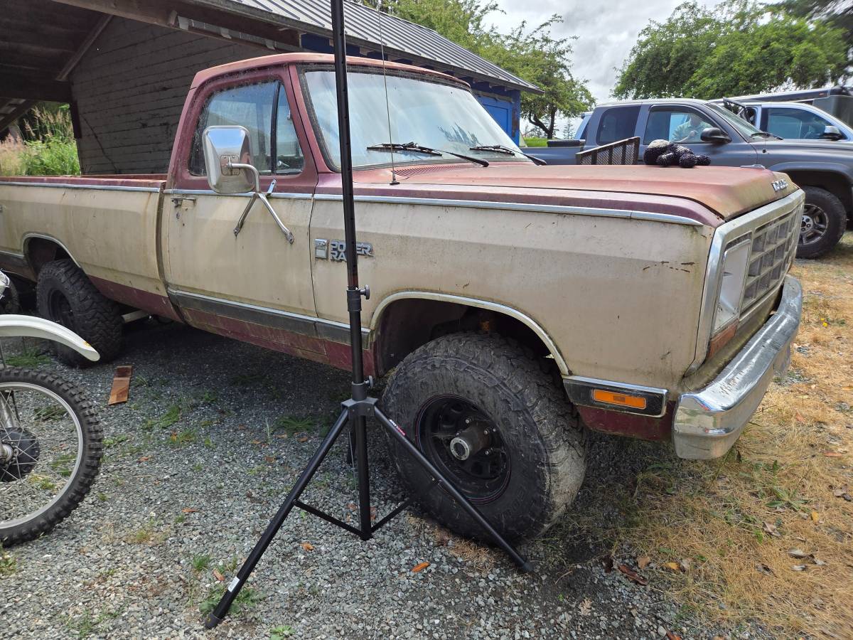 Power-ram-4-speed-manual-4x4-1984-brown-4