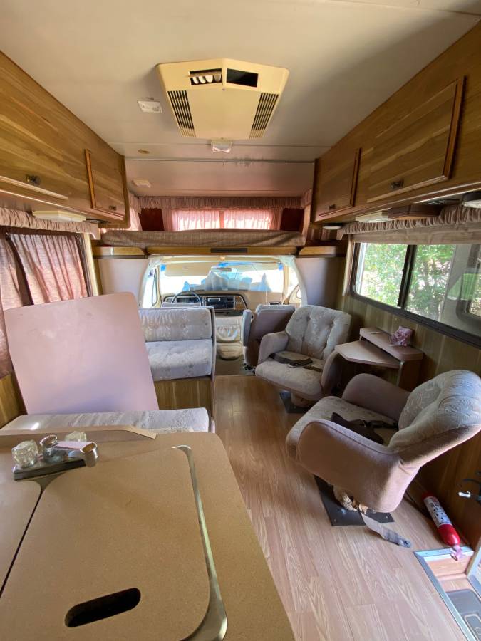 Ralley-rv-1980-yellow-3