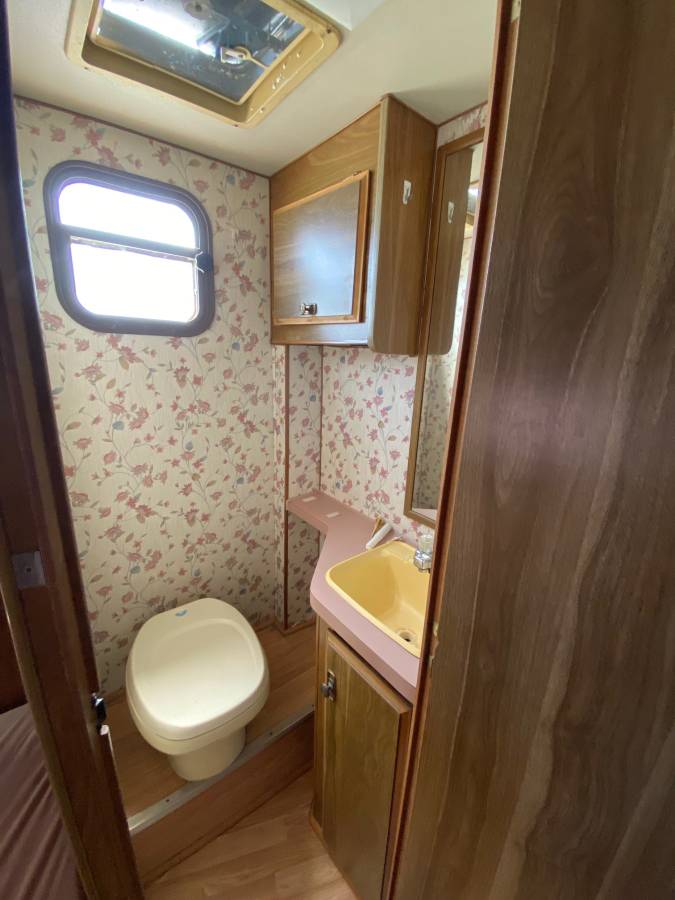 Ralley-rv-1980-yellow-6