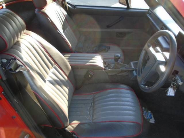 Reliant-Other-1988-Red-14