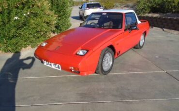 Reliant-Other-1988-Red