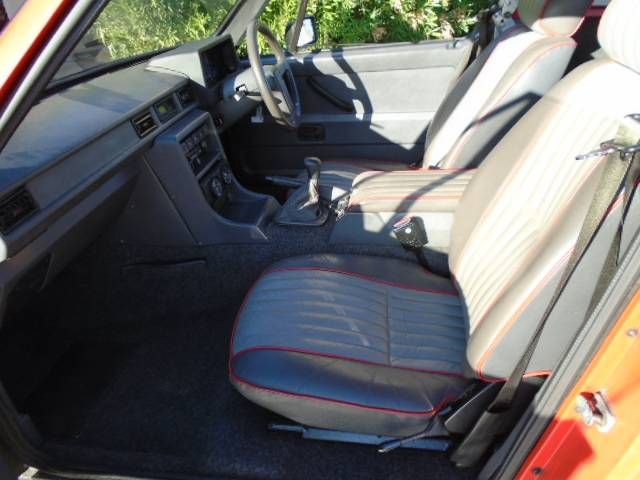 Reliant-Other-1988-Red-7