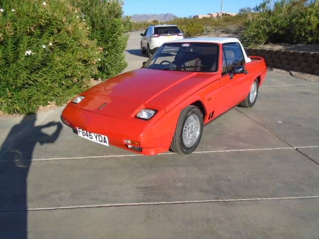 Reliant-Other-1988-Red