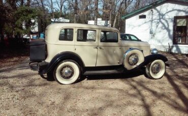 Reo-Flying-cloud-1932-7