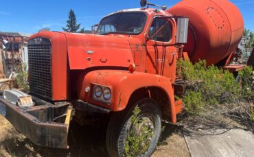 Reo-diesel-1963-red-2