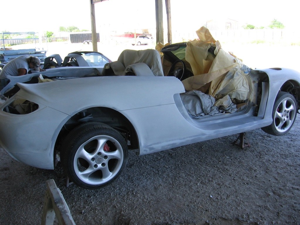 ReplicaKit-Makes-Carrera-GT-1900-3