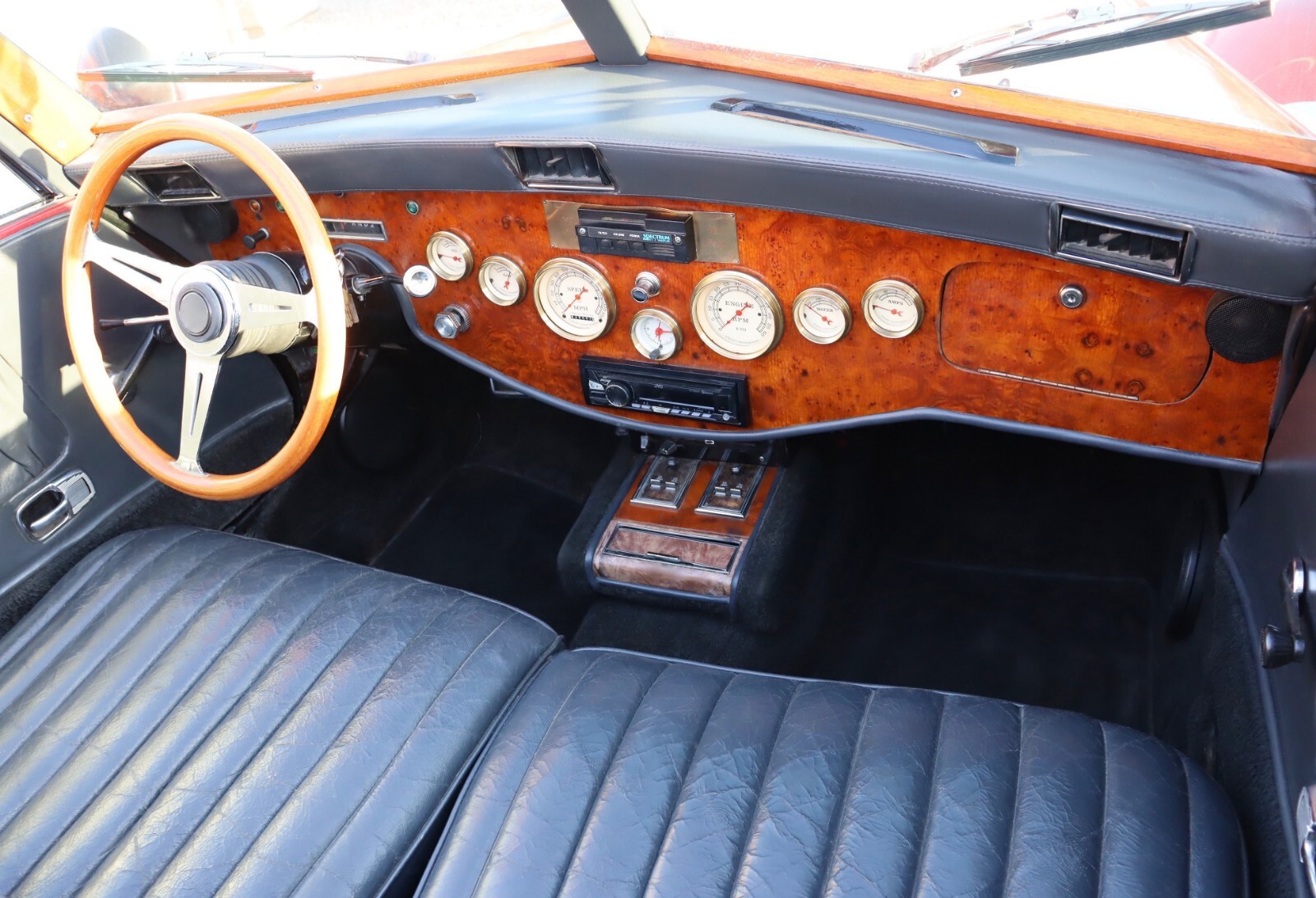 ReplicaKit-Makes-Mercedes-500K-540K-1936-Convertible-31