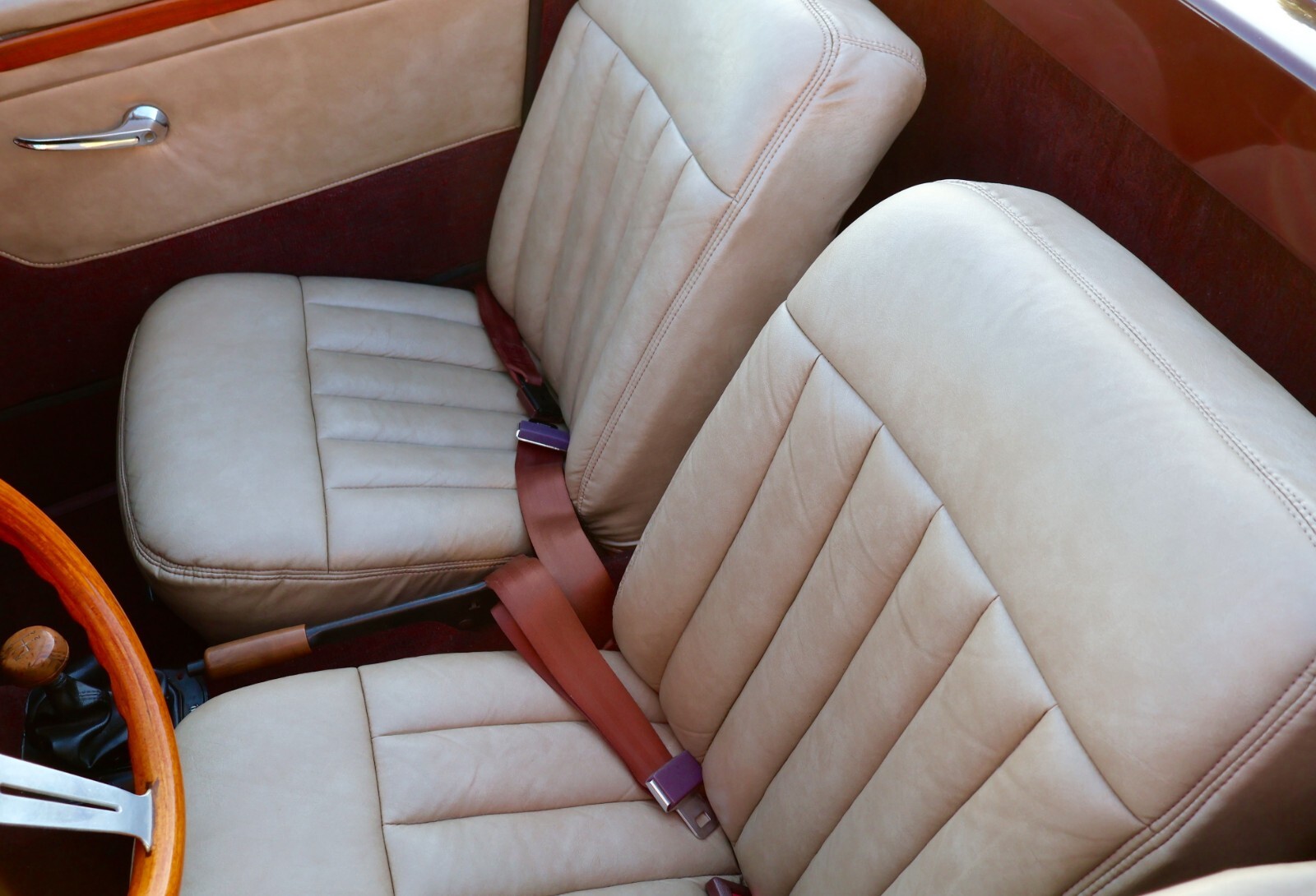 ReplicaKit-Makes-Mercedes-500K-Marlene-1936-Convertible-9