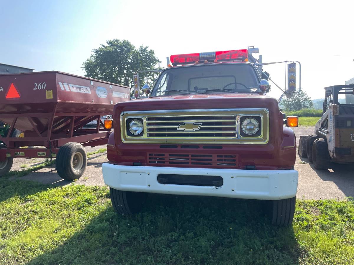 Retired-firetruck-diesel-1985-2
