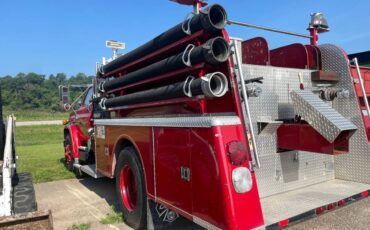 Retired-firetruck-diesel-1985-6