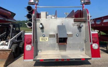 Retired-firetruck-diesel-1985-7
