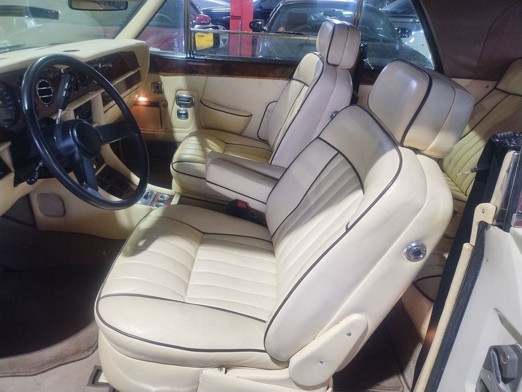 Rolls-Royce-Corniche-1986-Convertible-4