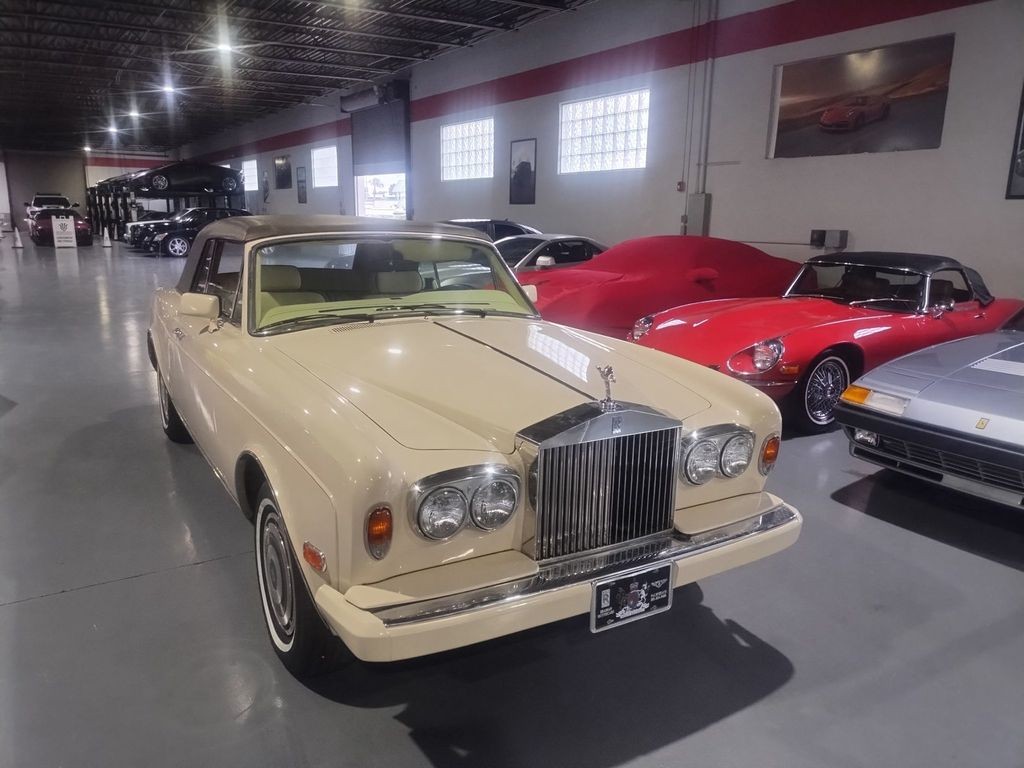 Rolls-Royce-Corniche-1986-Convertible