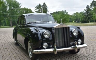 Rolls-Royce-Silver-Cloud-1957-Sedan-11