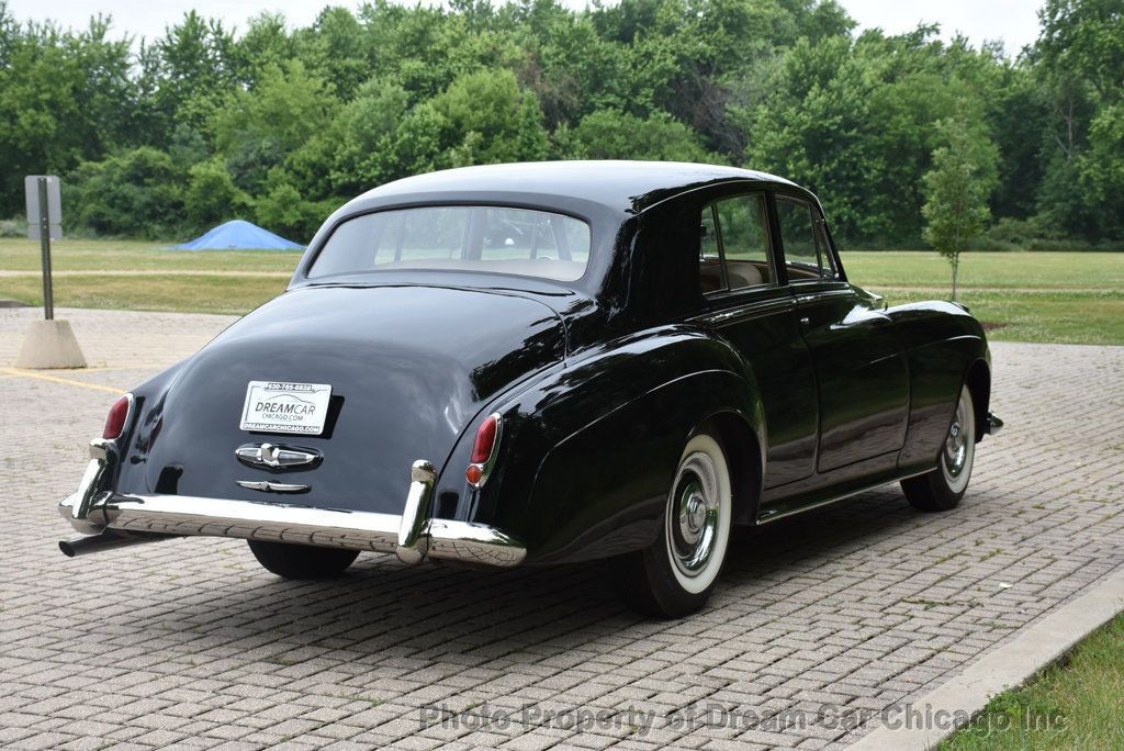 Rolls-Royce-Silver-Cloud-1957-Sedan-7
