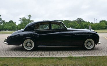 Rolls-Royce-Silver-Cloud-1957-Sedan-9
