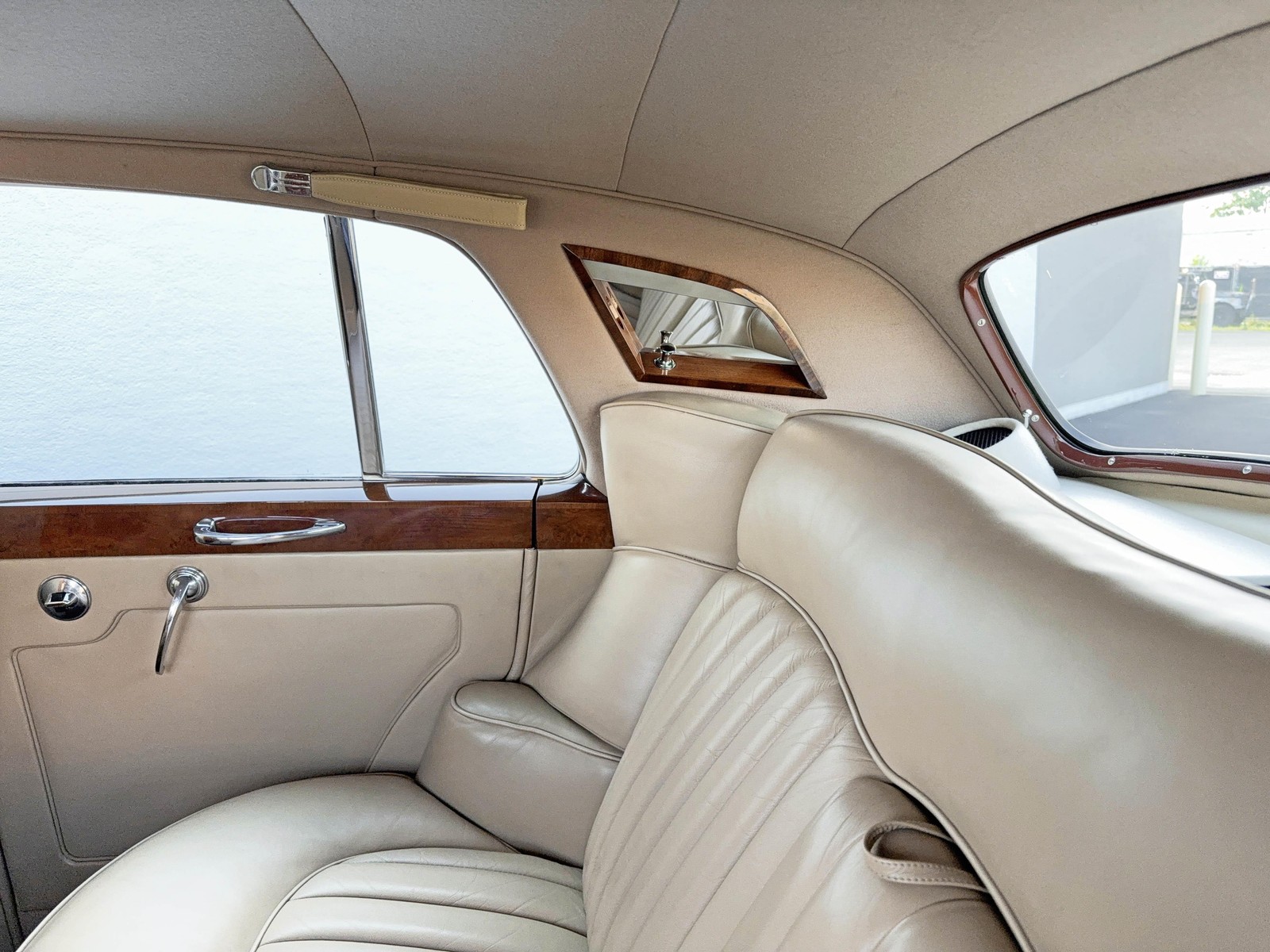 Rolls-Royce-Silver-Cloud-1959-30