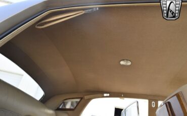 Rolls-Royce-Silver-Cloud-1965-sedan-27