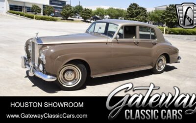 Rolls-Royce Silver Cloud 1965 sedan