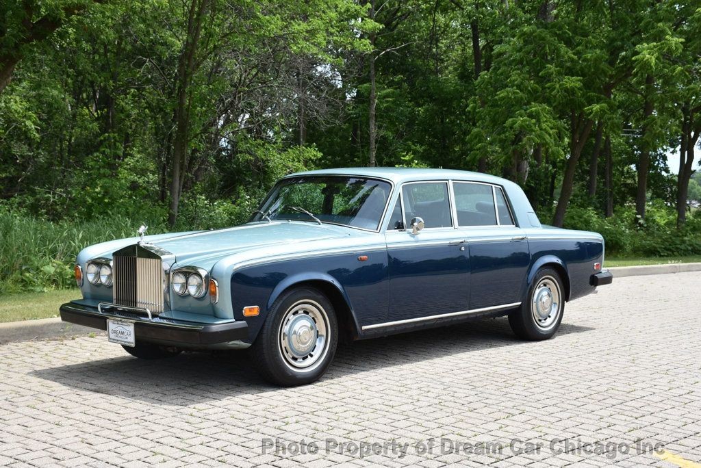 Rolls-Royce-Silver-Shadow-1976-Sedan-1