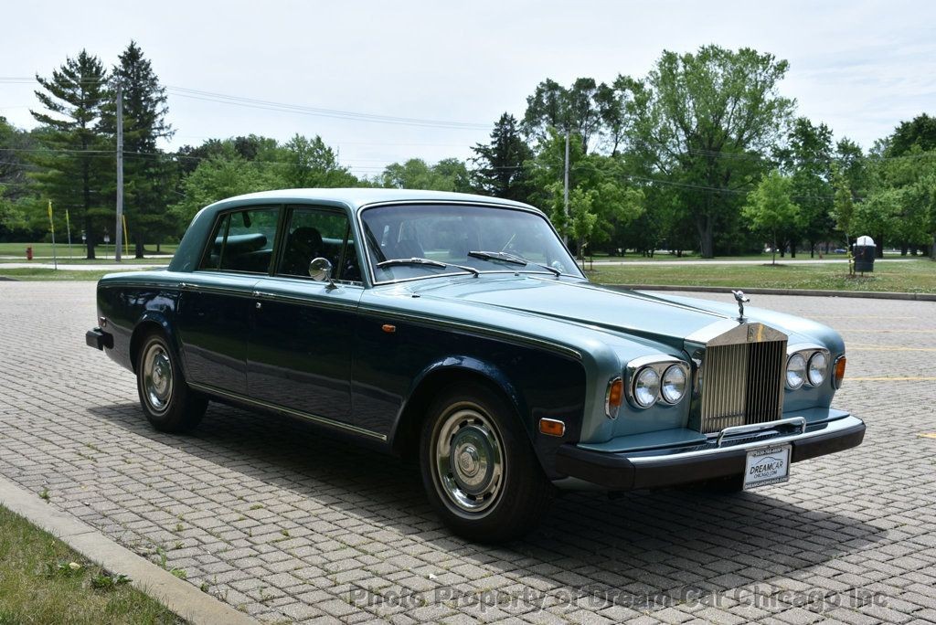 Rolls-Royce-Silver-Shadow-1976-Sedan-11