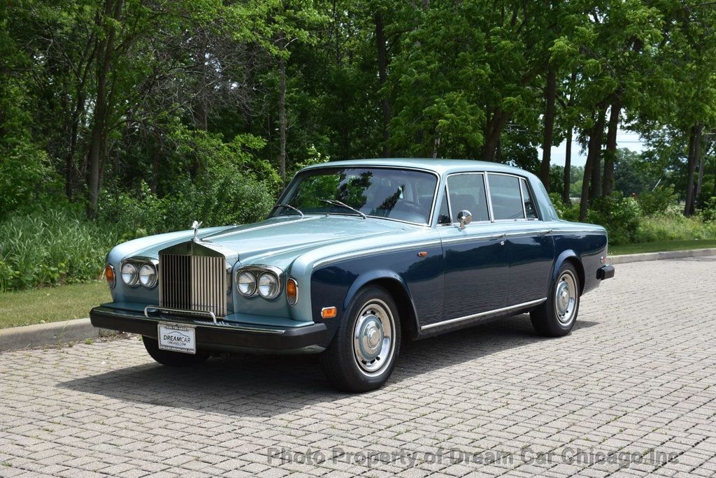 Rolls-Royce-Silver-Shadow-1976-Sedan