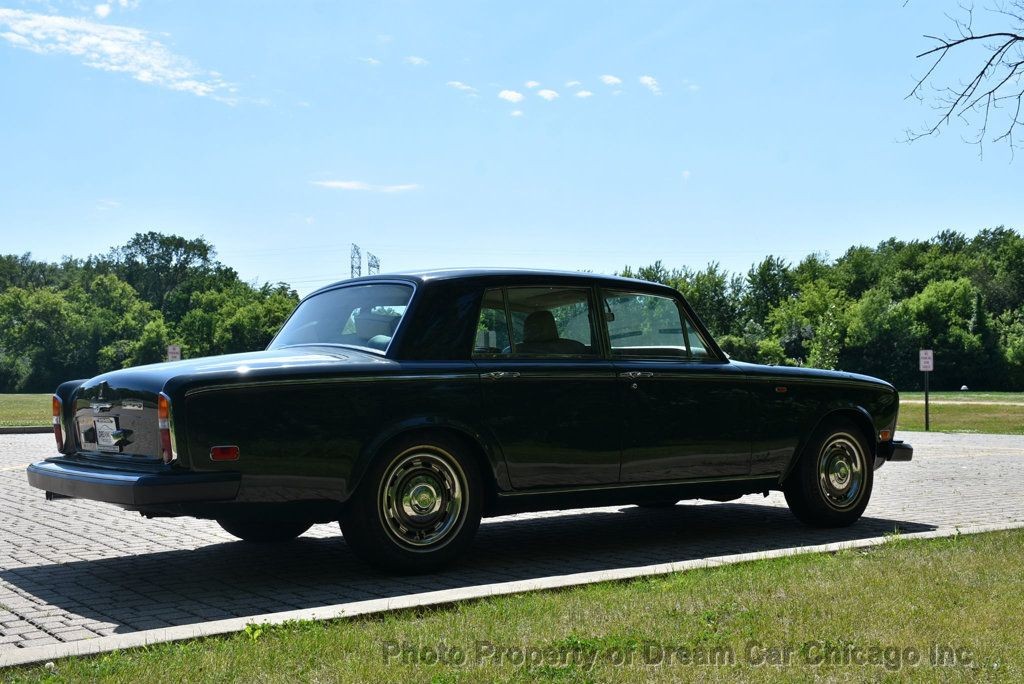 Rolls-Royce-Silver-Shadow-1978-Sedan-8
